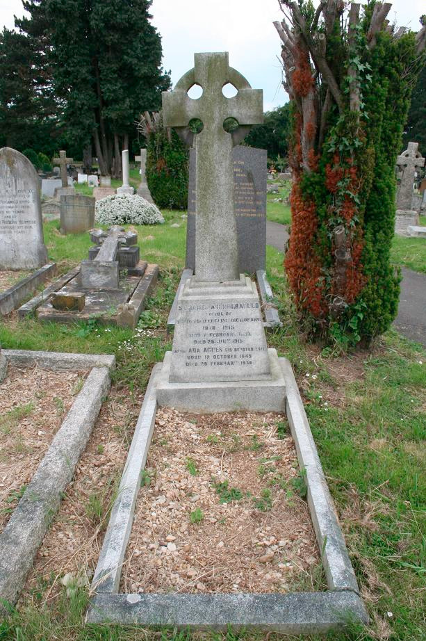 the grave of James Murry